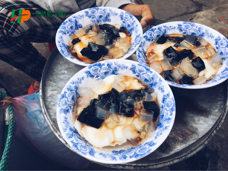 Tàu phớ phố cổ Hội An