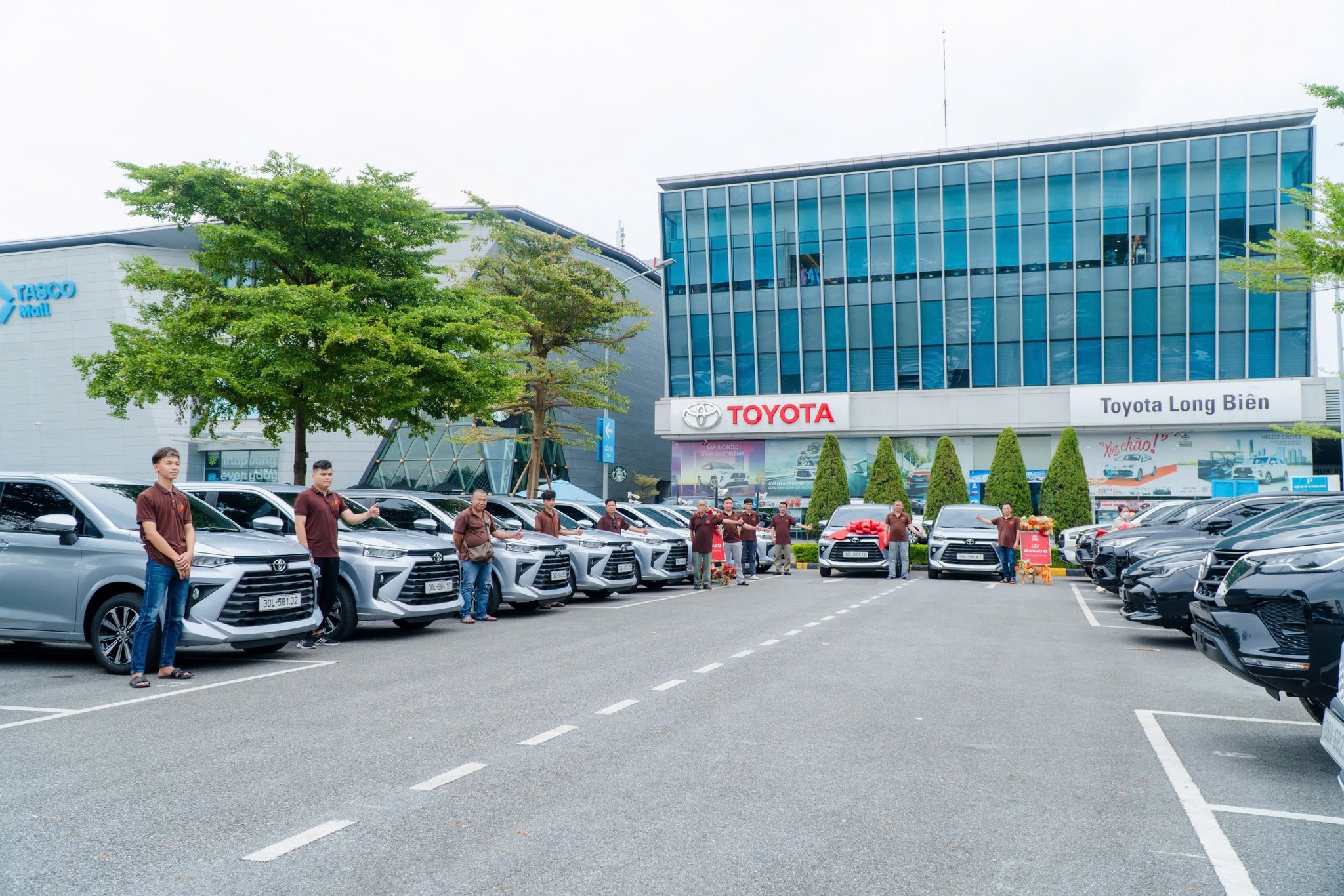 Hoàng Phú Transport đón nhận 10 xe Avanza Premio 2024, nâng cao chất lượng dịch vụ trung chuyển • Hoàng Phú Limousine - Chuyên tuyến Hà Nội - Quảng Ninh - Sapa - Lạng Sơn