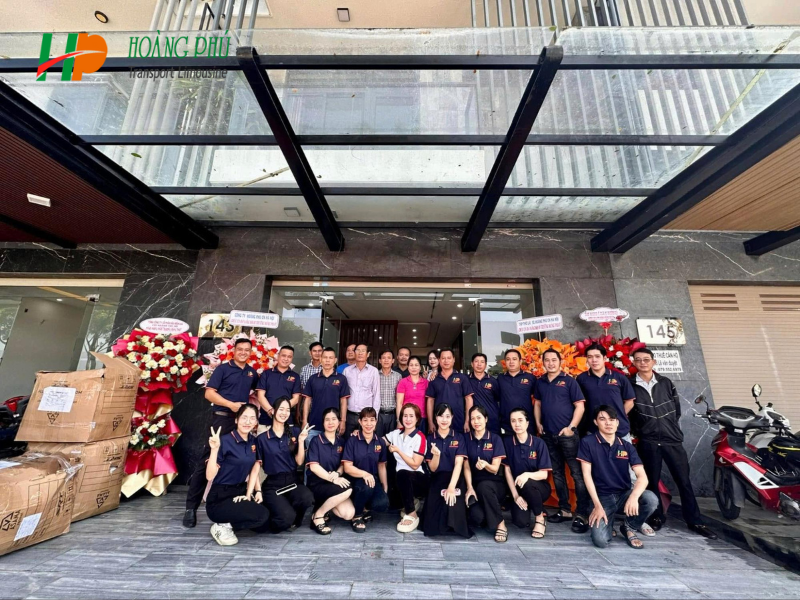 Chọn Hoàng Phú Limousine cho hành trình Sân bay Nội Bài - Quảng Ninh thêm an toàn, tiện nghi