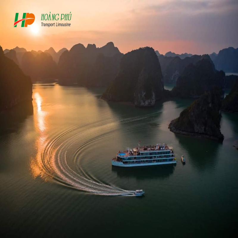 Du ngoạn Vịnh Hạ Long – Trải nghiệm di sản thế giới