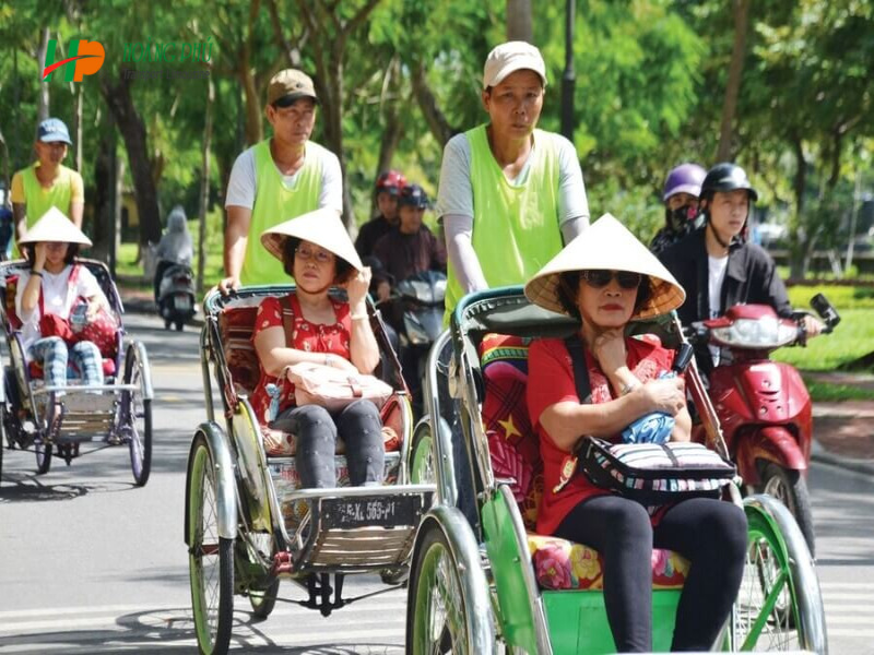 Các phương tiện di chuyển tại Huế 